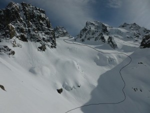 http://skitouring.co.nz/wp-content/uploads/2012/10/kai-tarau-glacier-300x225.jpg